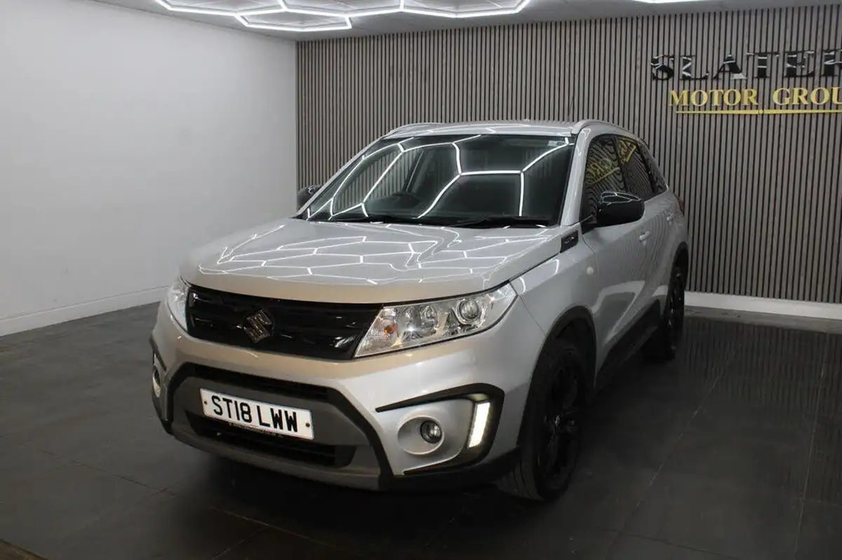 2018-suzuki-vitara-16-kuro-big-4