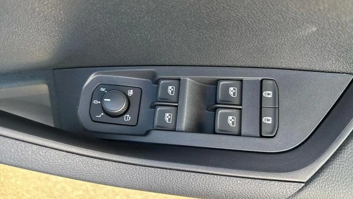 2025-skoda-karoq-15-tsi-se-l-edition-dsg-big-22