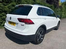 2016-volkswagen-tiguan-20tdi-se-navigation-150ps-4motion-bmt-ss-small-6