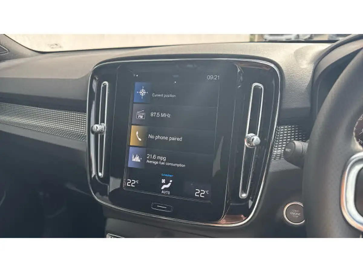 2021-volvo-xc40-15-t3-r-design-161bhp-big-27