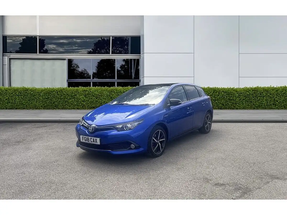 2018-toyota-auris-18-vvt-i-hsd-design-hatchback-big-3
