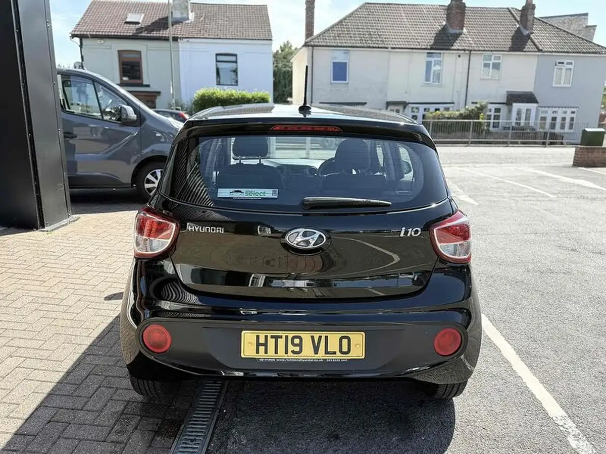 2019-hyundai-i10-10-se-67ps-big-5