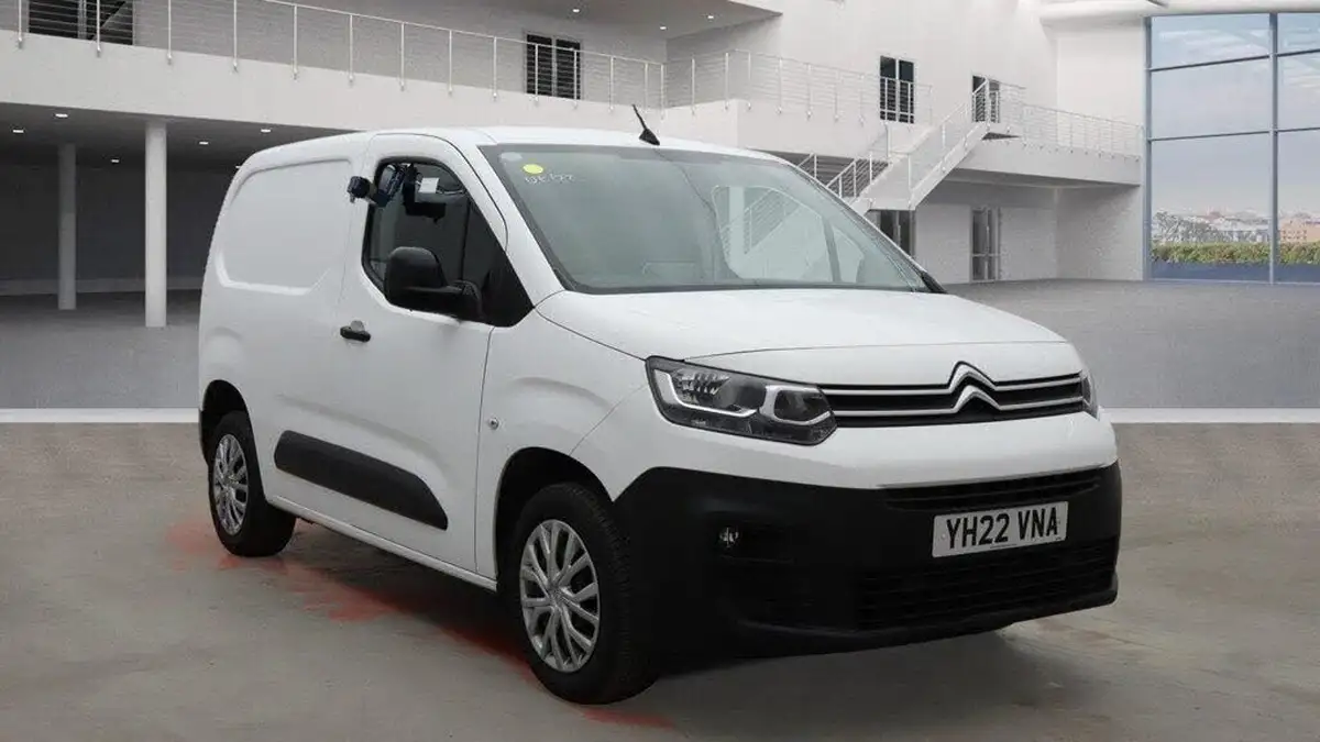 2022-citroen-berlingo-15bluehdi-1000-enterprise-pro-100pseu6d-big-1