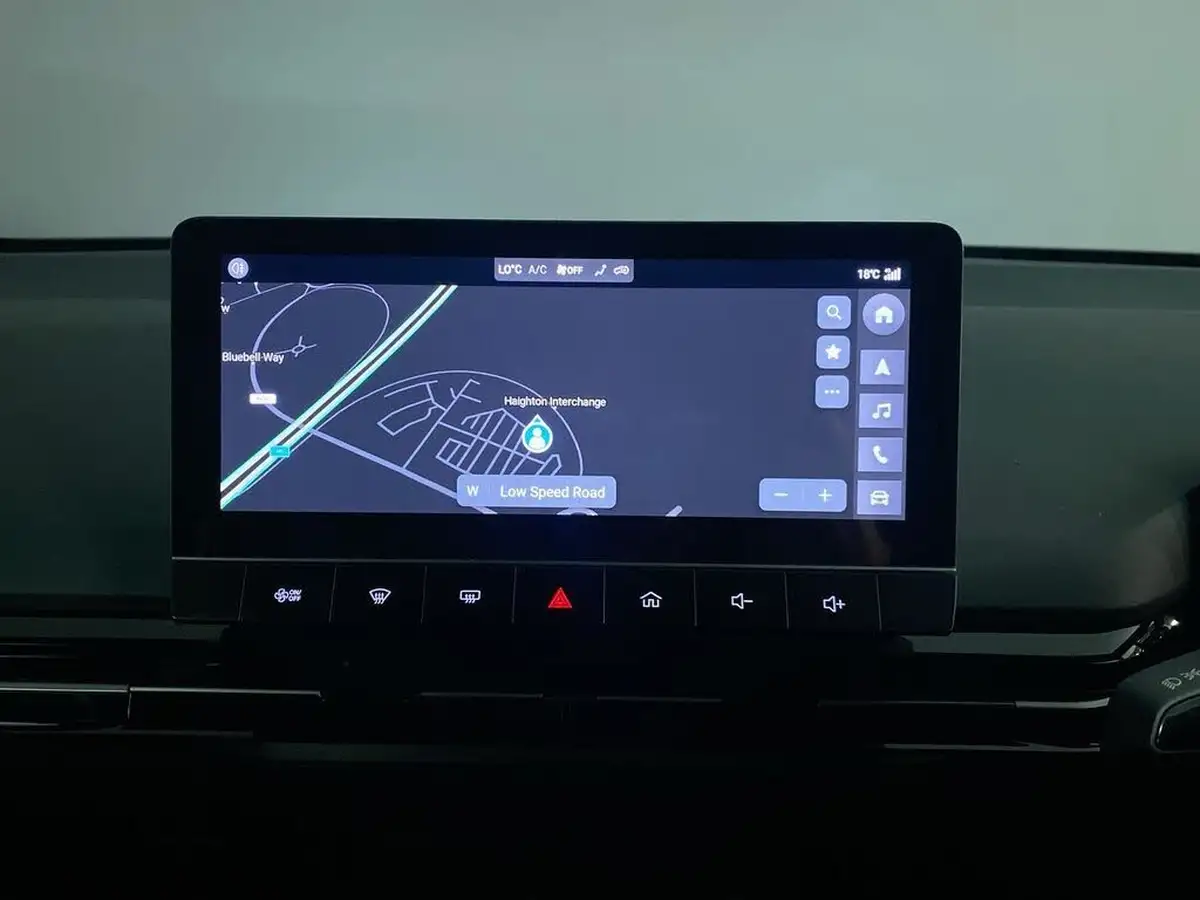 2023-mg-mg4-e-trophy-ev-203ps-long-big-27