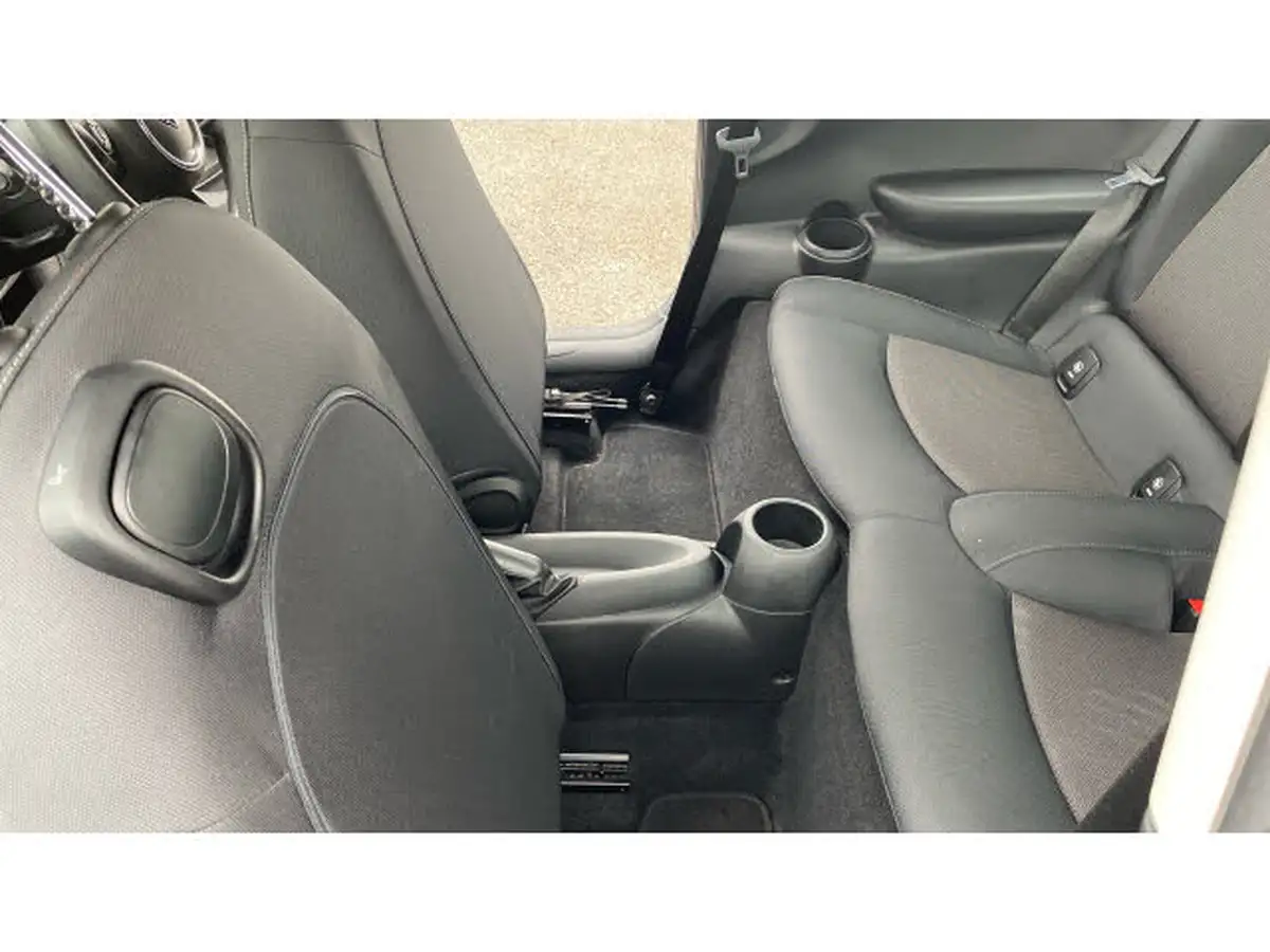 2019-mini-cooper-15-cooper-classic-hatchback-3d-auto-big-33