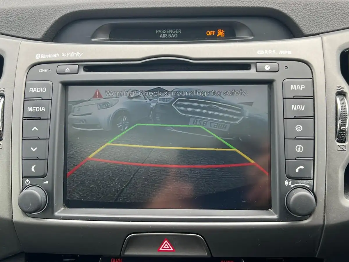 2014-kia-sportage-17-crdi-3-sat-nav-big-24