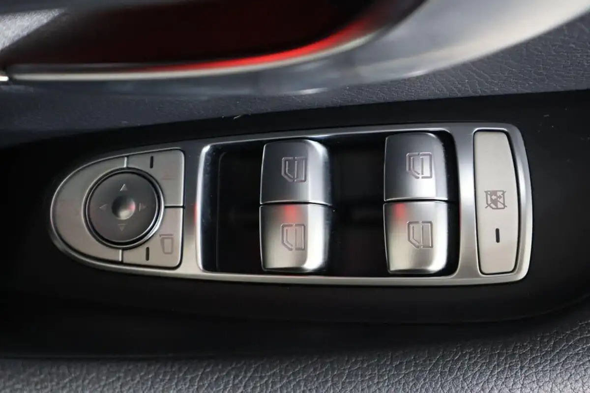 2019-mercedes-benz-cls-class-20d-cls300d-amg-line-premium-plus-big-28