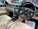 2011-skoda-superb-18-elegance-162ps-estate-dsg-small-11