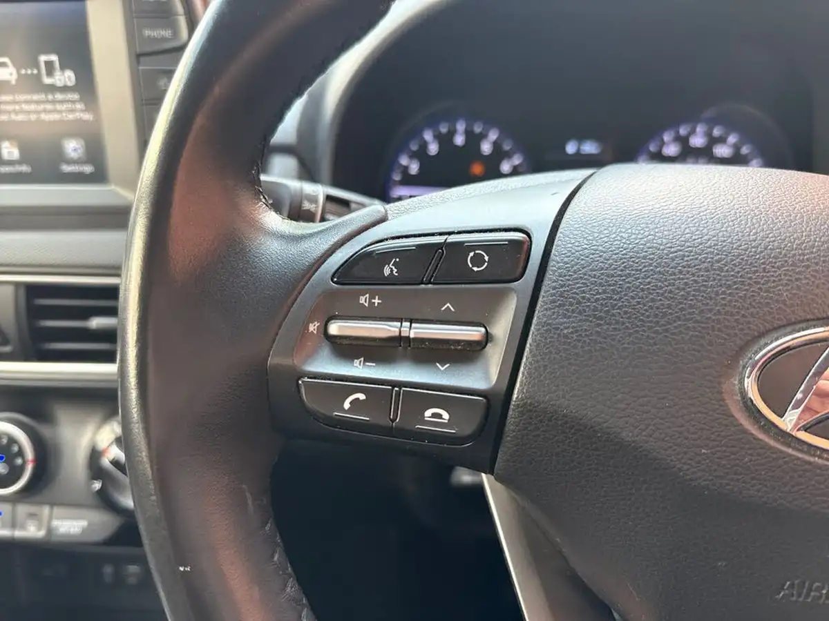 2019-hyundai-kona-10-t-gdi-play-big-15