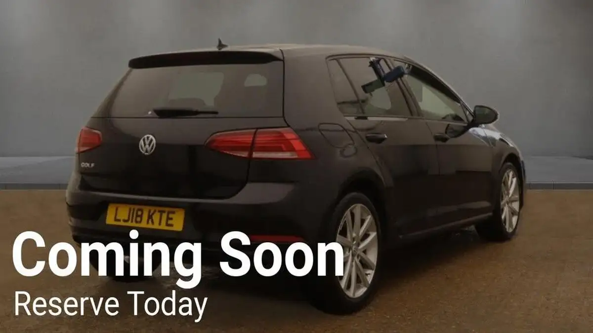 2018-volkswagen-golf-big-3