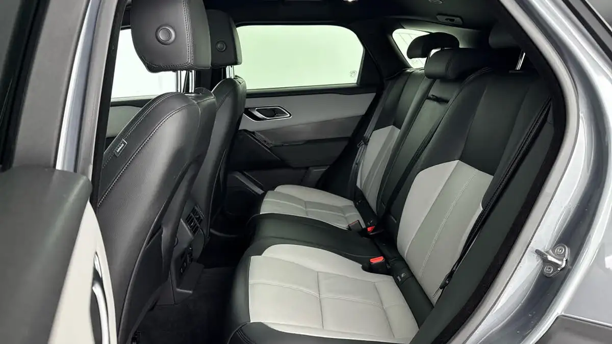 2023-land-rover-range-rover-velar-20-d200-dynamic-se-big-13