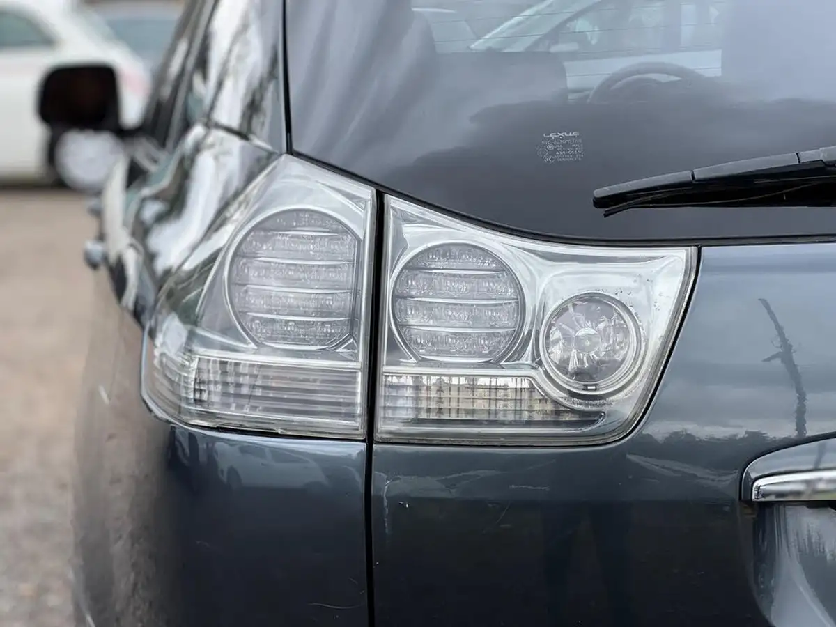2005-lexus-rx-400h-33-se-l-big-20