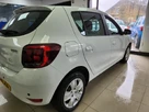 2017-dacia-sandero-15dci-laureate-small-31
