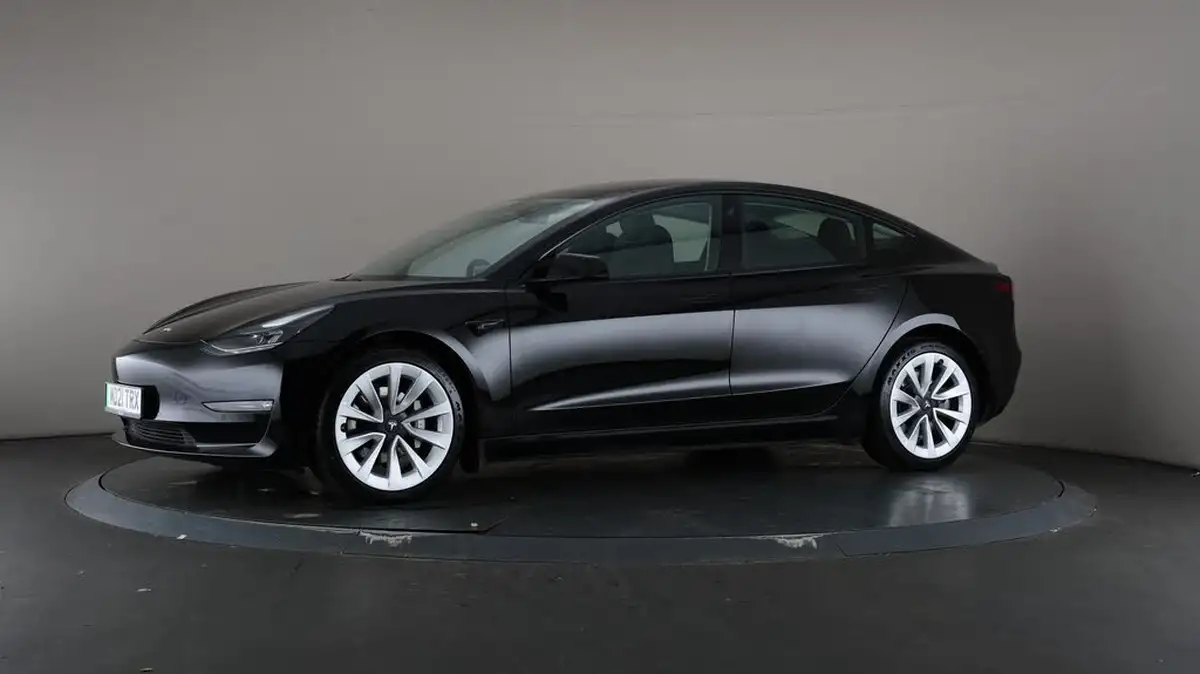 2021-tesla-model-3-e-long-range-4x4-big-39