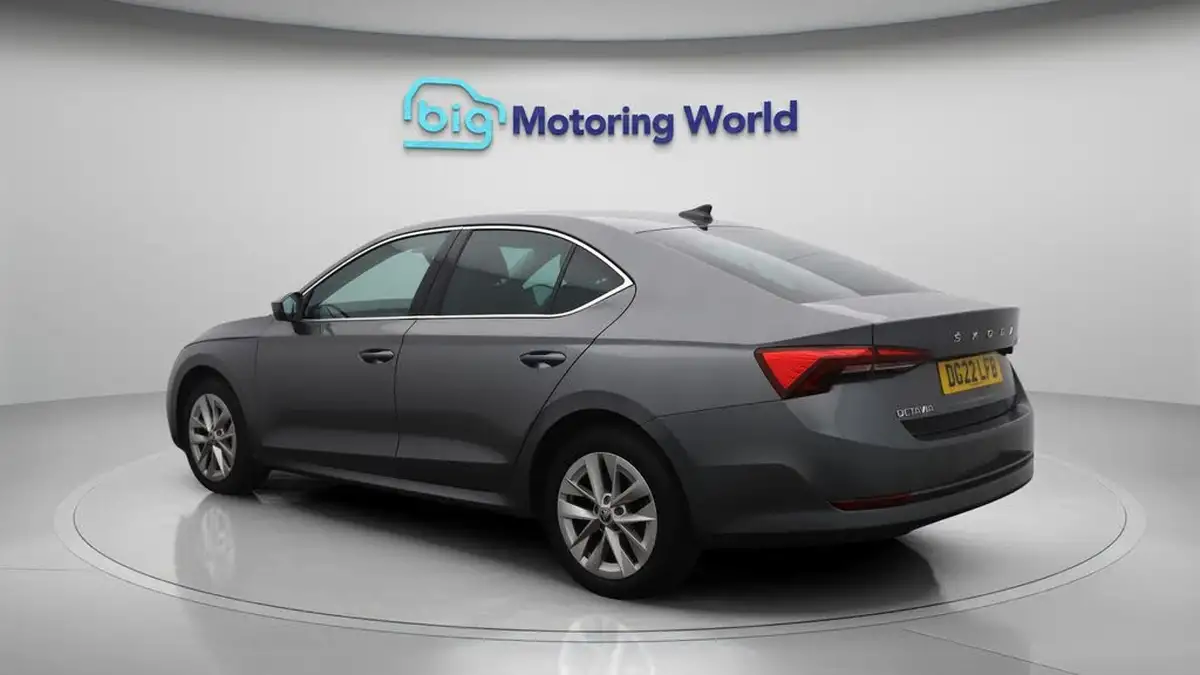 2022-skoda-octavia-20tdi-se-l-116ps-hatchback-dsg-big-5