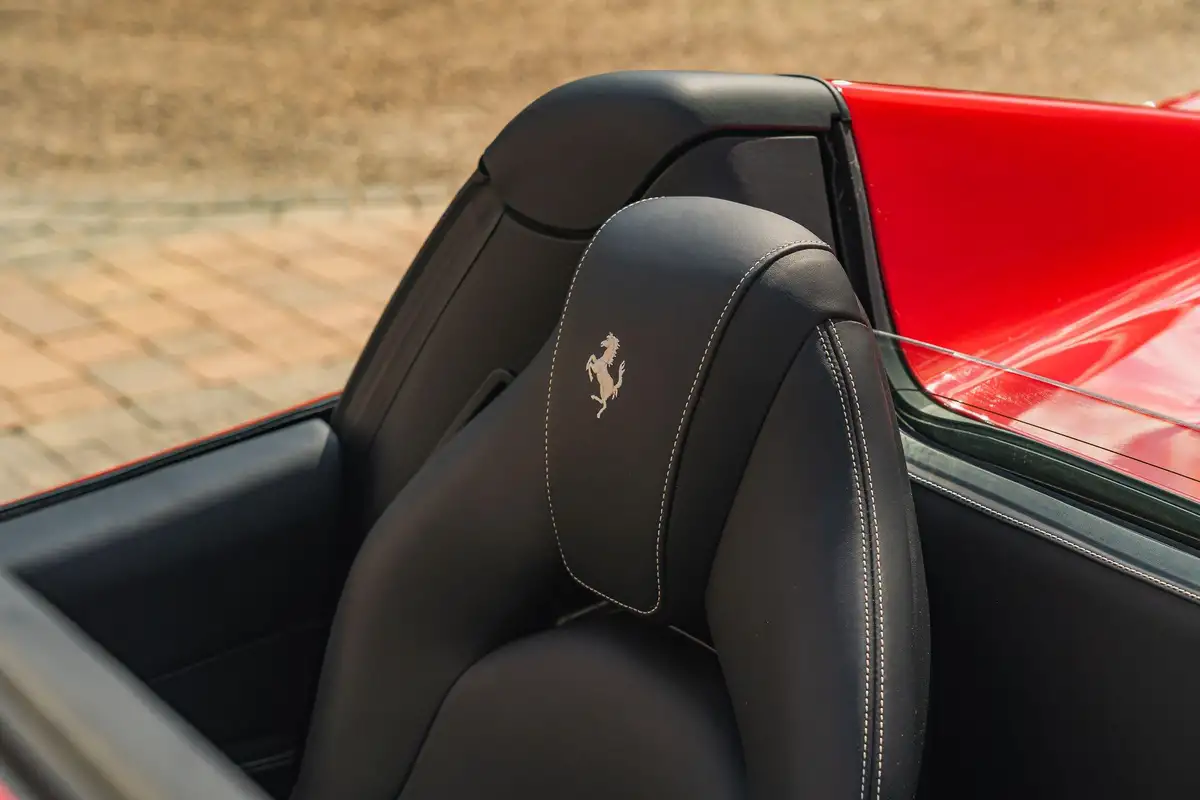 2017-ferrari-488-39-488-spider-big-44