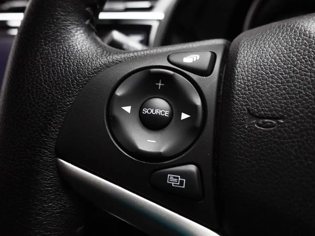 2018-honda-jazz-13-i-vtec-ex-big-20