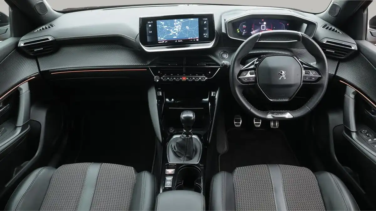 2022-peugeot-2008-suv-12-puretech-gt-big-13
