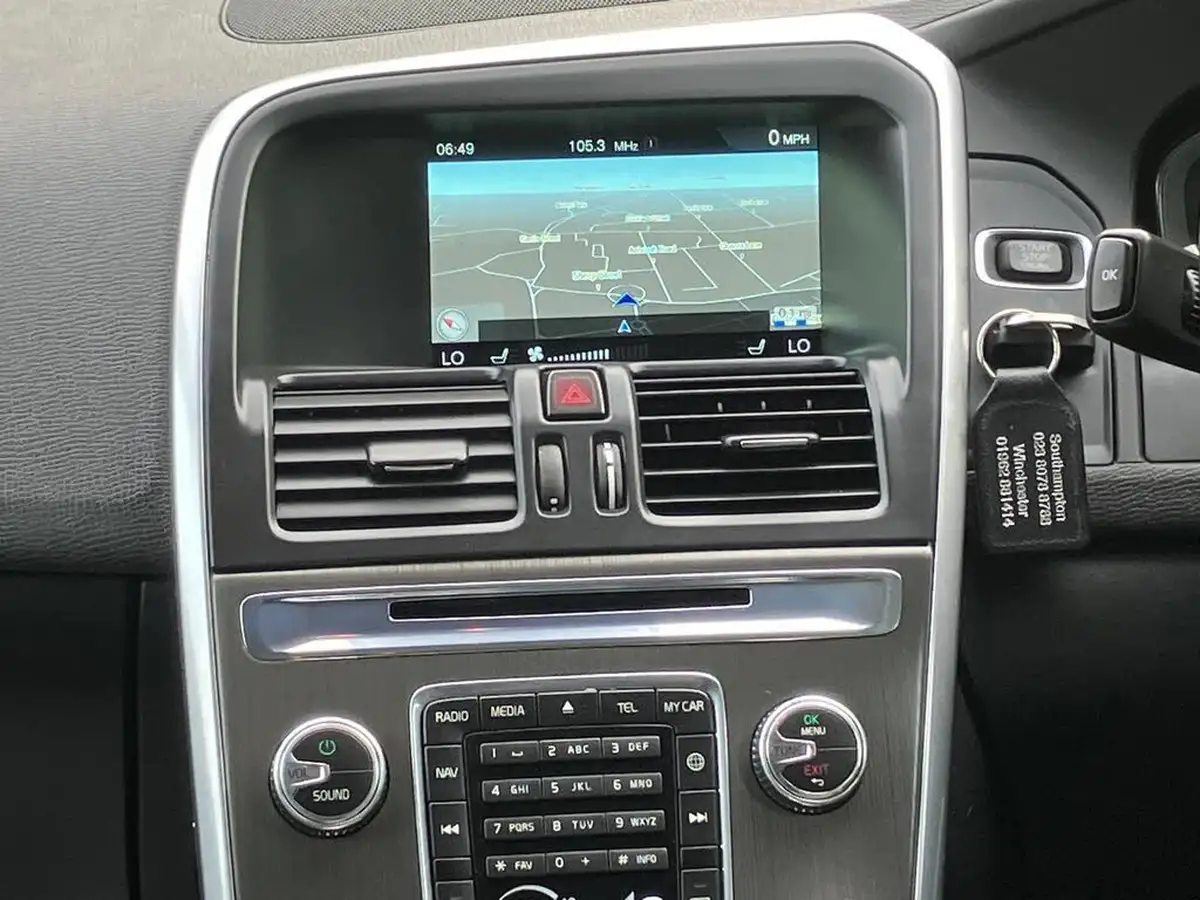 2015-volvo-xc60-24td-d5-se-lux-215bhp-geartronic-big-20