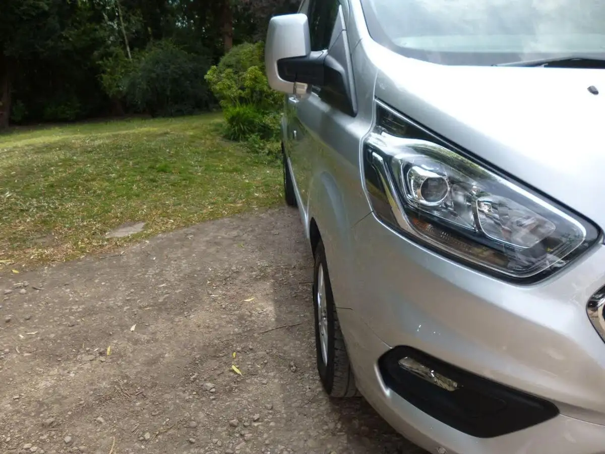 2022-ford-transit-custom-20tdci-300-l2h1-limited-130pseu6dt-panel-van-auto-big-9