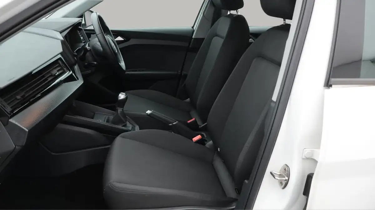 2022-audi-a1-10-25-tfsi-technik-big-14