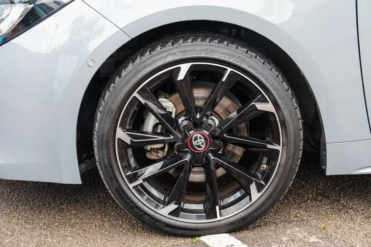 2022-toyota-corolla-20-vvt-i-gr-sport-181bhp-spare-wheel-hatchback-big-23
