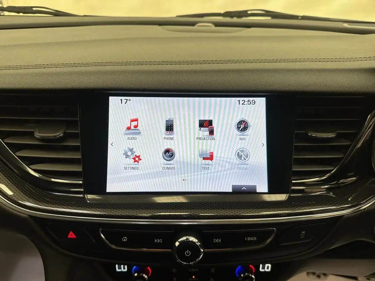 2017-vauxhall-insignia-grand-sport-15-turbo-sri-vx-line-nav-big-9