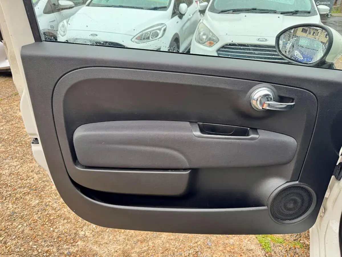 2019-fiat-500-12-lounge-big-25