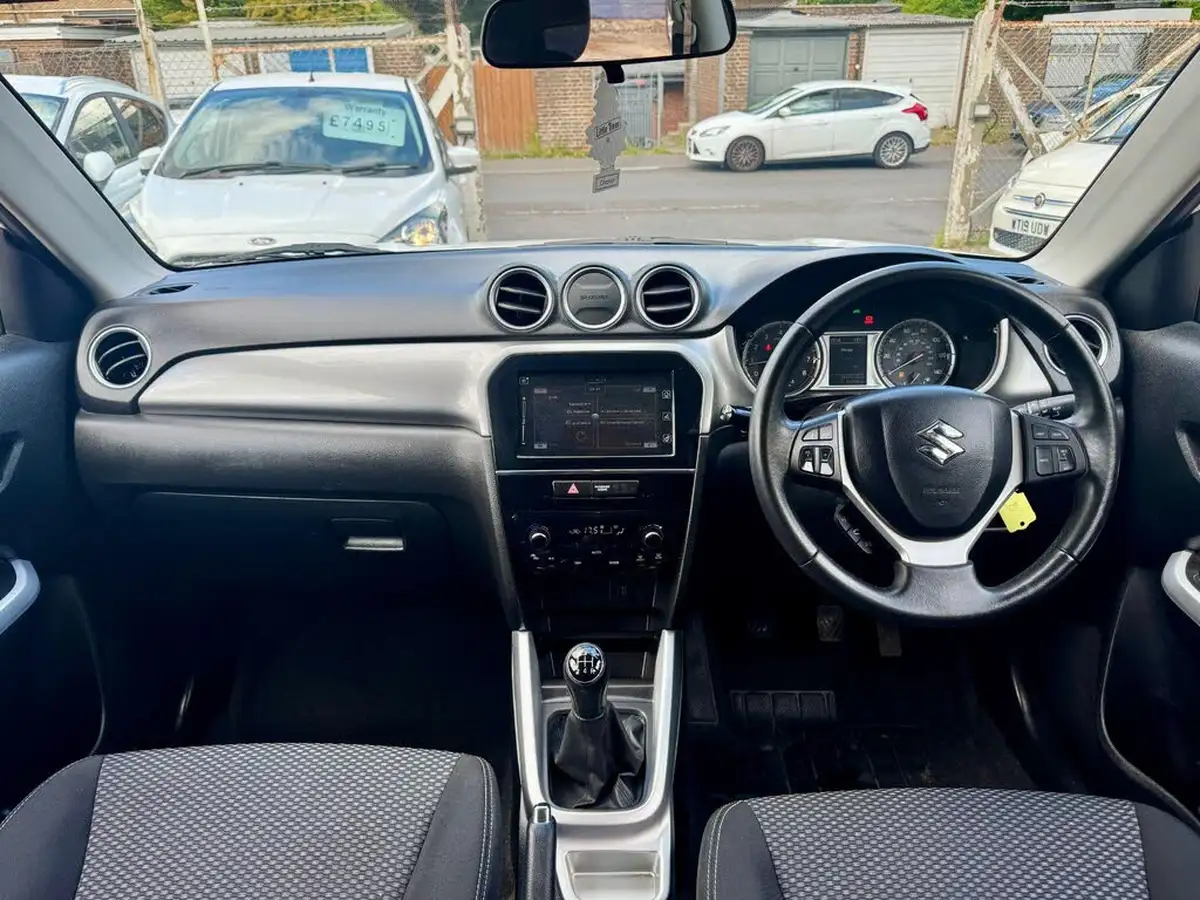 2018-suzuki-vitara-16-sz-t-big-19