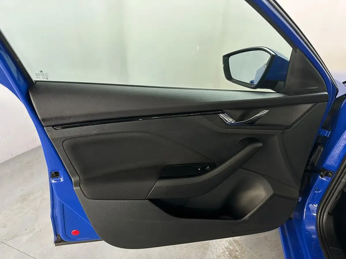 2022-skoda-scala-10-tsi-se-109ps-big-30