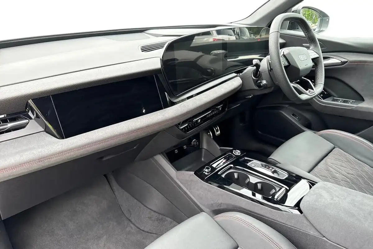 2025-audi-q6-e-tron-e-edition-1-326ps-performance-suv-auto-big-13