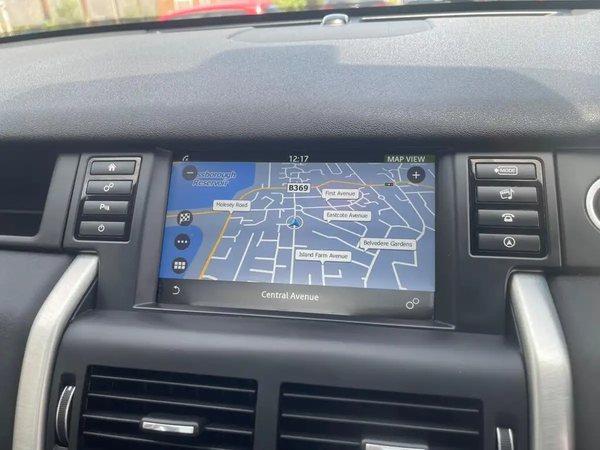 2016-land-rover-discovery-sport-20td4-se-tech-180ps-awd-ss-auto-big-32