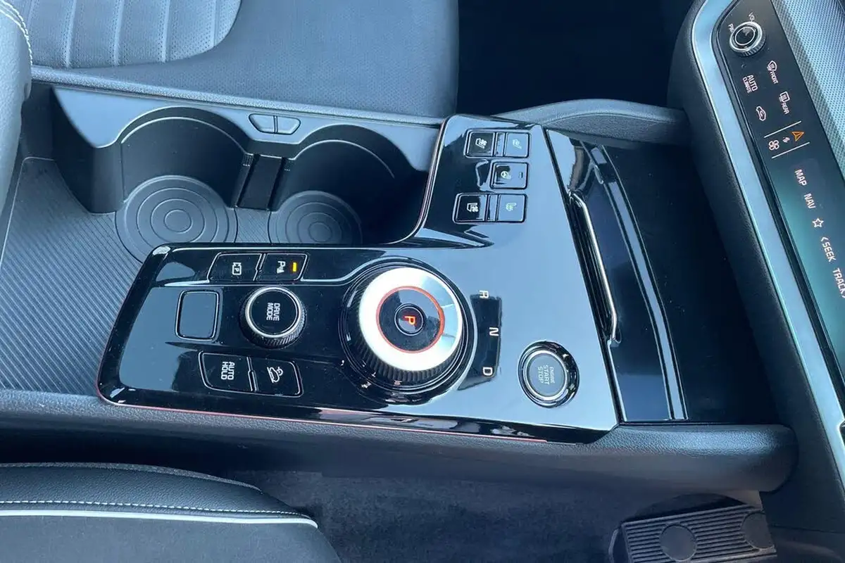 2024-kia-sportage-16-t-gdi-gt-line-s-207bhp-hev-auto-big-16