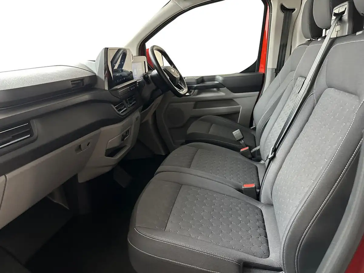 2024-ford-transit-custom-25t-320-l1h1-limited-phev-227pseu6e-panel-van-big-13