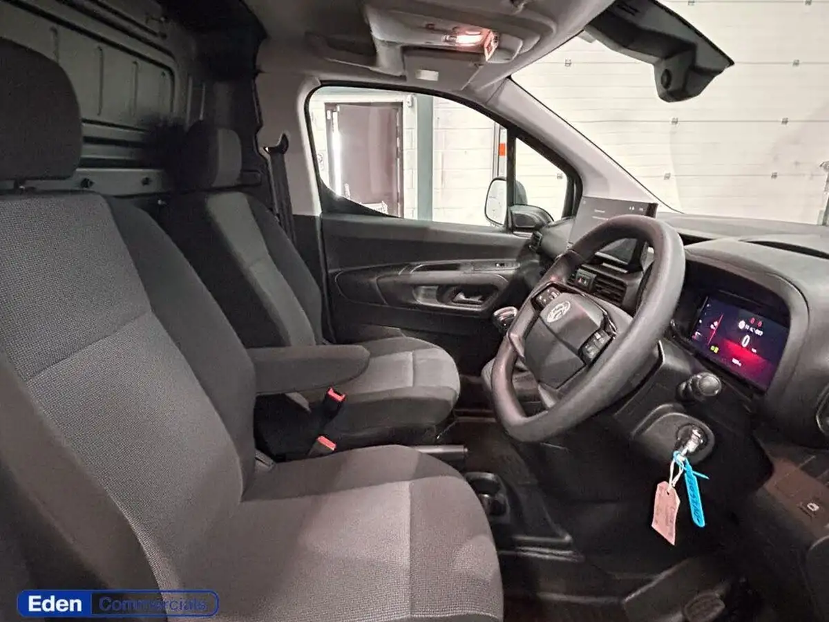 2024-vauxhall-combo-15cdti-prime-100pseu6e-big-16