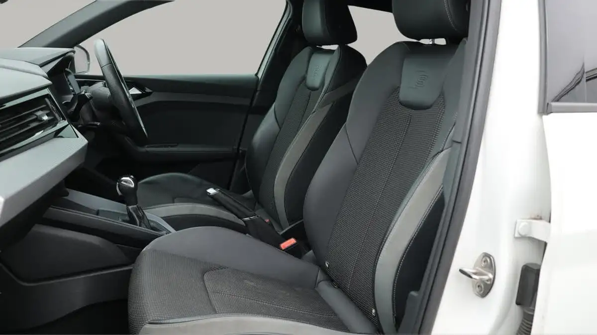 2019-audi-a1-10-30-tfsi-s-line-ss-tronic-big-14