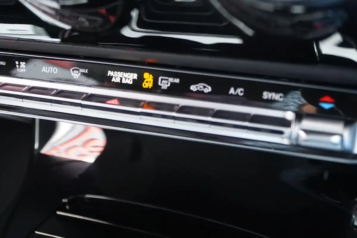 2021-mercedes-benz-a-class-13-a200-sport-executive-saloon-4d-7g-dct-big-43