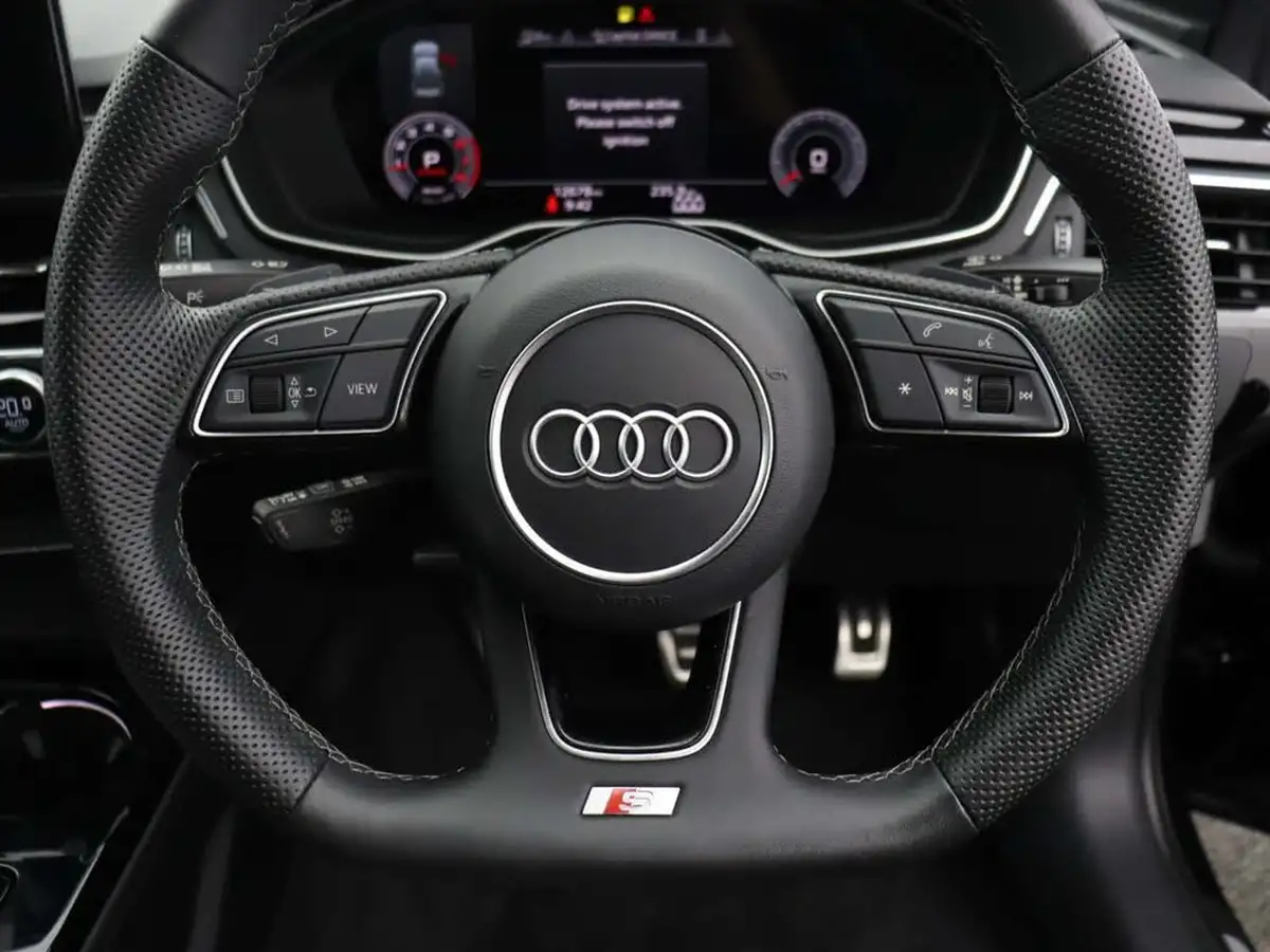 2023-audi-a4-20-35-tfsi-black-edition-big-40