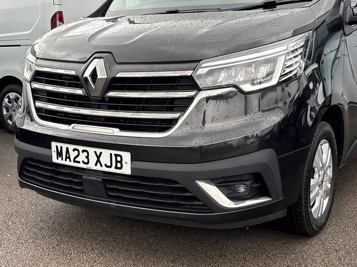 2023-renault-trafic-20dci-sl28-170-sport-edc-auto-big-17