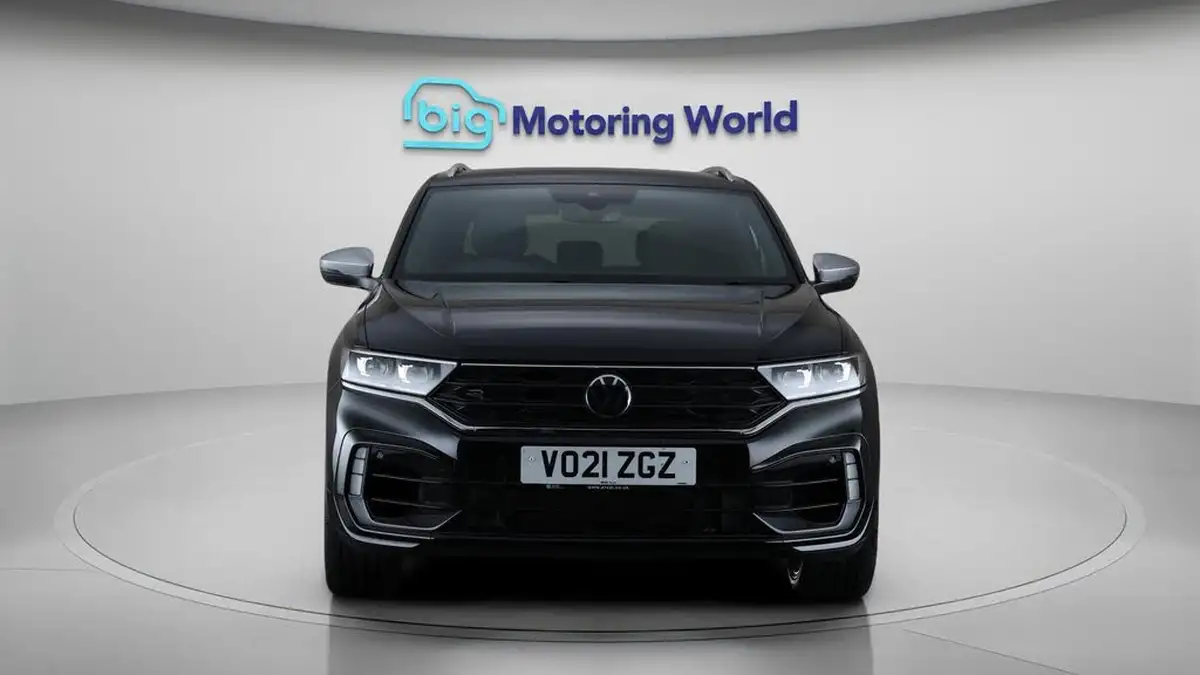 2021-volkswagen-t-roc-20-tsi-r-big-2