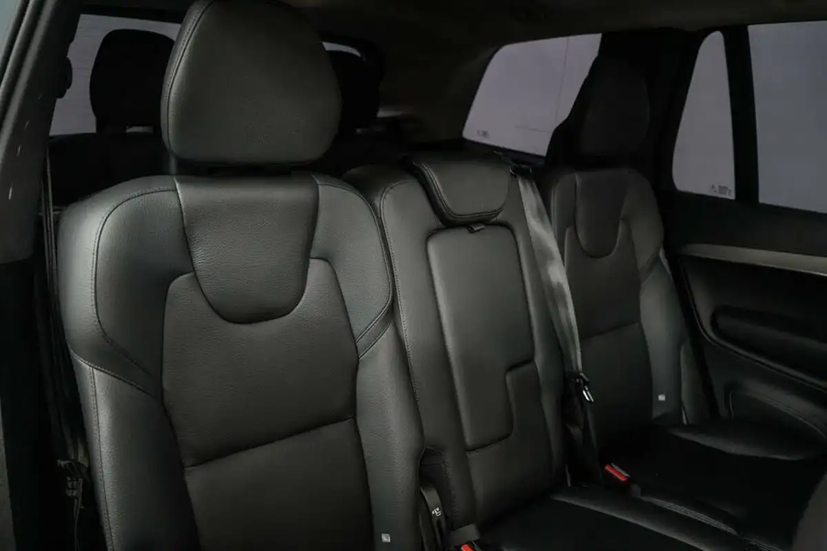 2022-volvo-xc90-20td-b5-plus-big-24