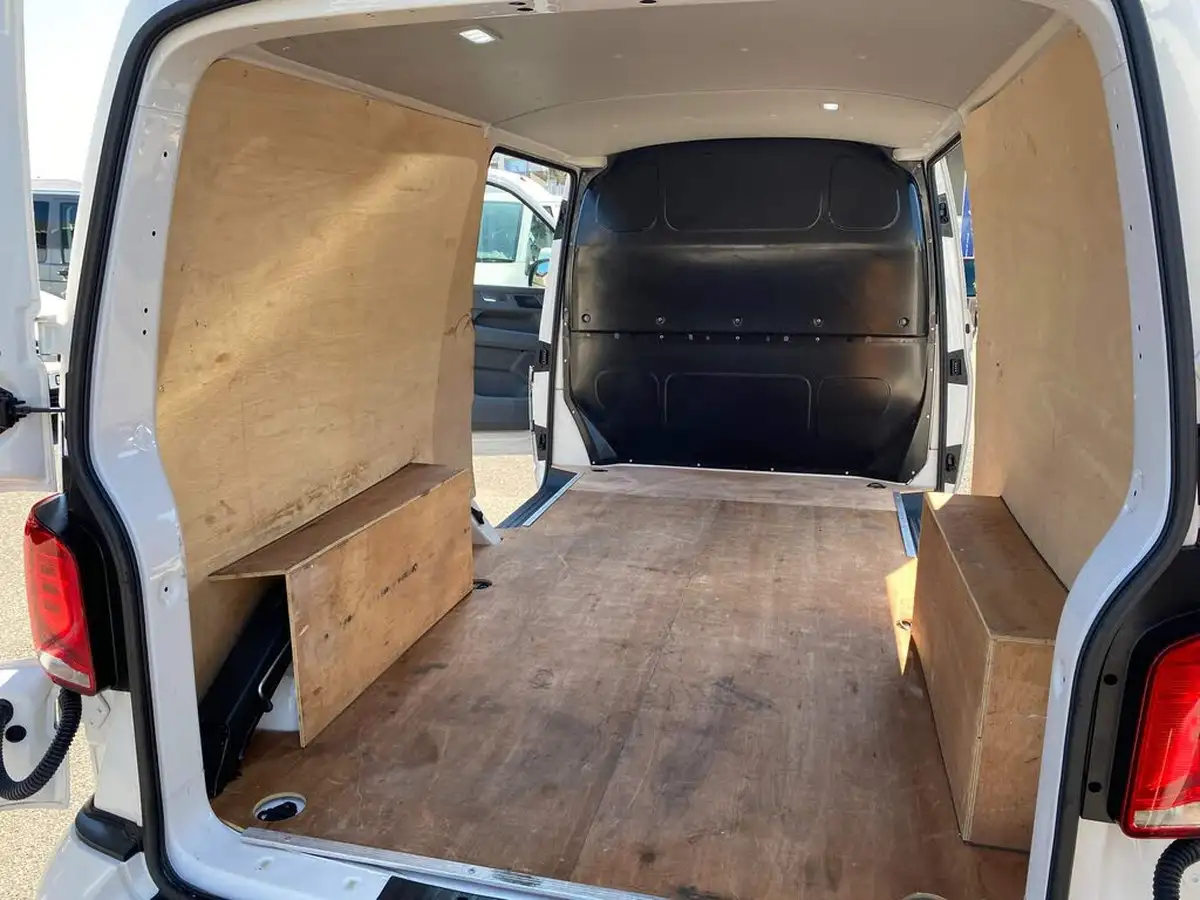 2022-volkswagen-transporter-20tdi-t28-highline-bmt-lwb-150pseu6dt-e-big-16