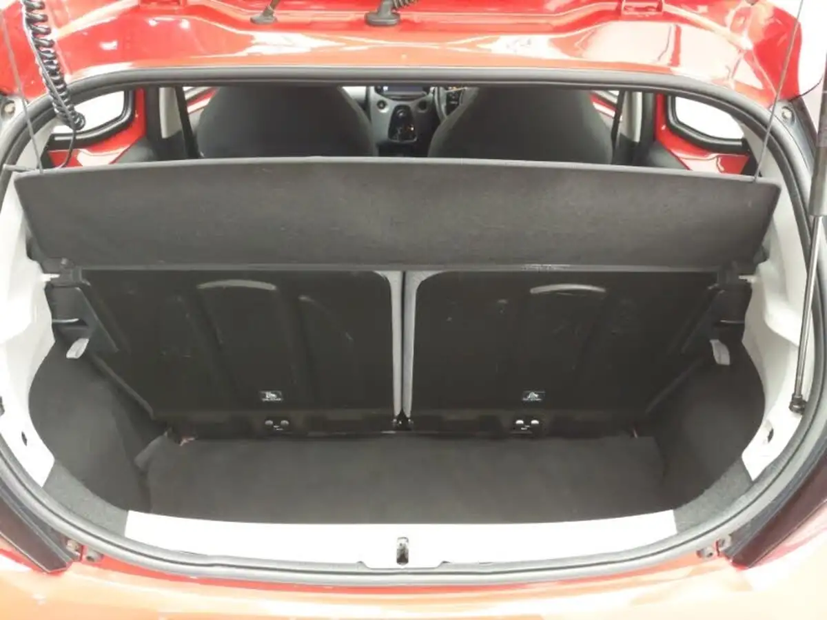2019-toyota-aygo-10-vvt-i-x-play-big-7