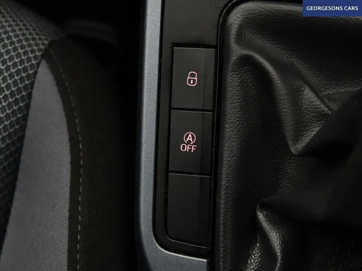 2021-seat-arona-10-tsi-evo-se-technology-big-25