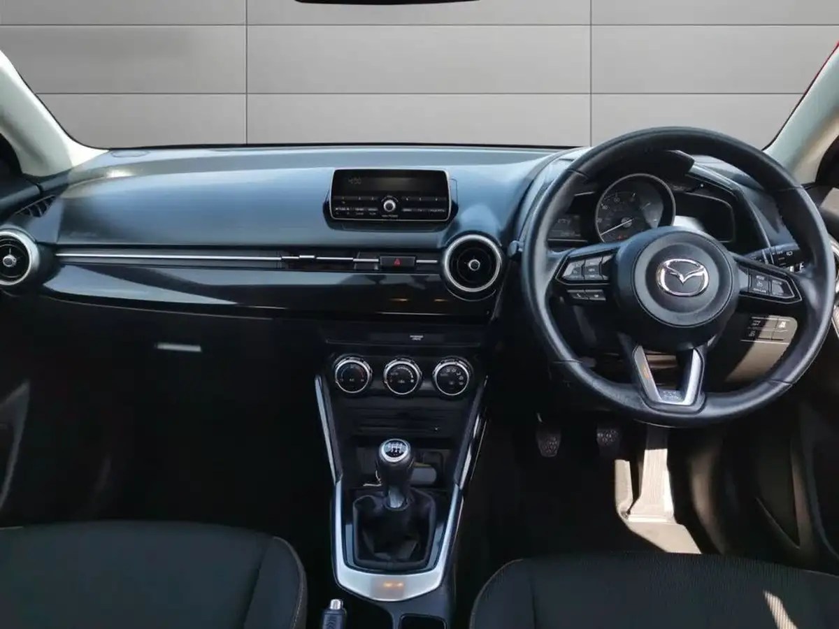 2020-mazda-mazda2-15-skyactiv-g-se-l-big-9
