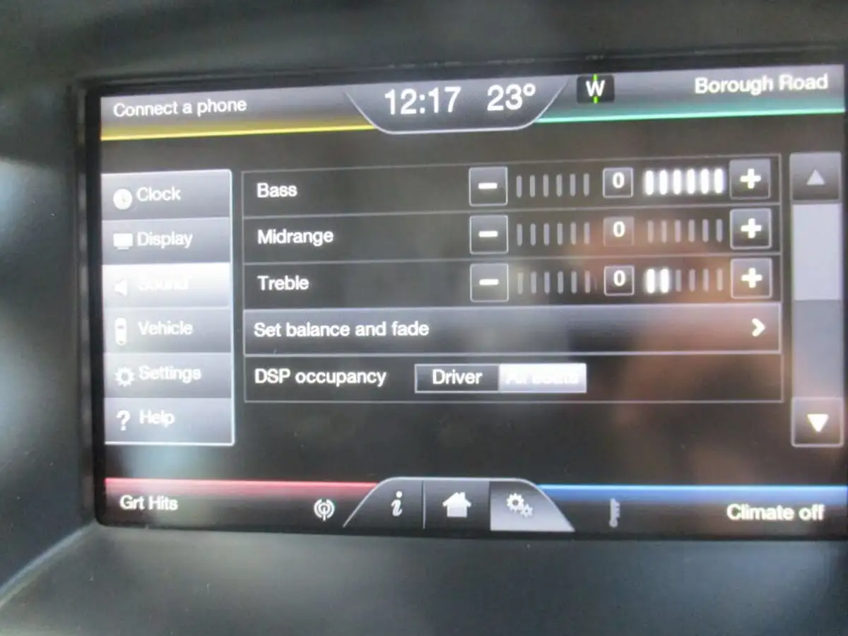 2015-ford-focus-15-titanium-hatchback-big-61