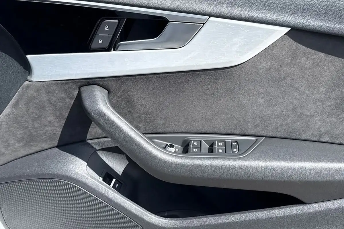 2020-audi-a4-20-35-tdi-s-line-big-19