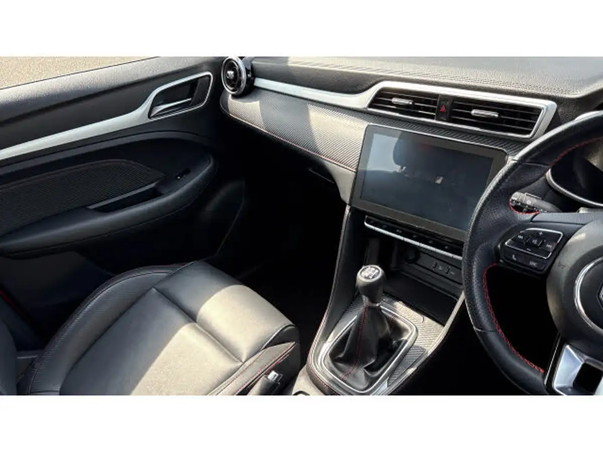 2022-mg-zs-suv-15-vti-tech-exclusive-big-13
