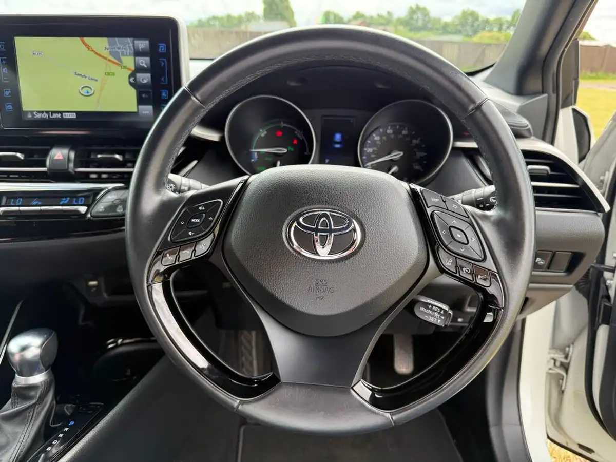 2019-toyota-c-hr-18-vvt-i-dynamic-big-15