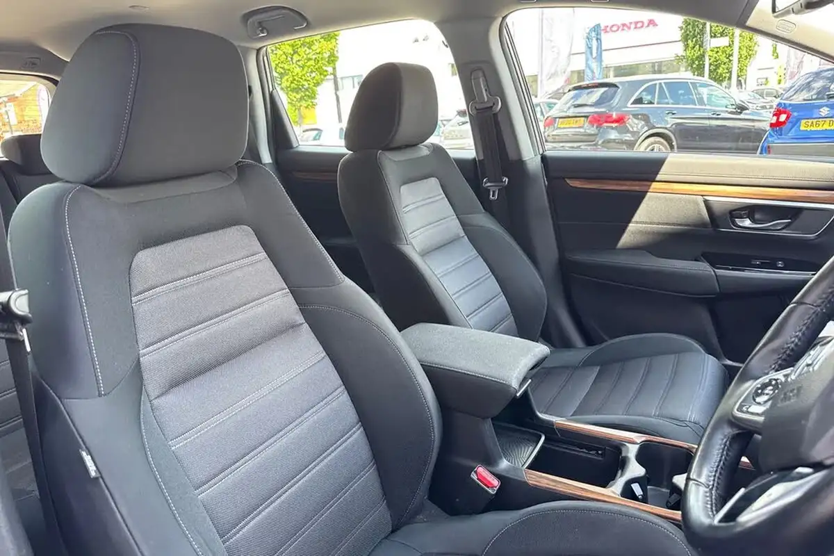 2019-honda-cr-v-15-vtec-turbo-se-193ps-4wd-cvt-big-23